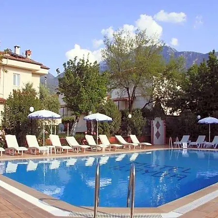 The Valley 3*