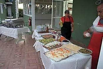 The Valley Hotel Cedit
