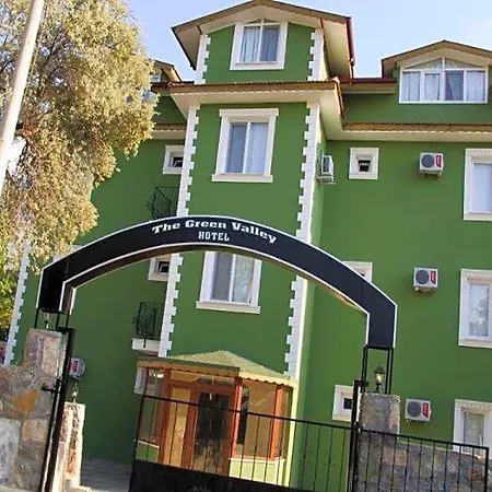 The Valley Hotel 3*